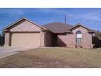 $1300 / 3br - 1451ft² - Nice Home on East Side (Sungate (New Side) ) 3br