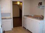 $525 / 1br - Adorable 1 bedroom plus study "Attic Garret Style" apt INCLUDES