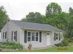 $675 / 2br - Quaint Updated 2 Bedroom Ranch (Kalamazoo) 2br bedroom