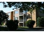 $650 / 2br - 750ft² - Large 2 Bedroom in security building, Sept 1st