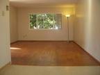 $1495 / 1br - Great location! Close to downtown, shopping and more!