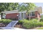 $939 / 1br - First Month Free! Enter to win flat screen tv (Frederick) 1br