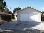$2250 / 2br - 800ft² - Beautiful, convenient Duplex with yard 2br bedroom