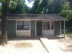 $525 / 2br - 2BR/1BA Duplex, Outside Pets Ok, Avail. Now (4087 Jackson Bluff)