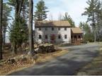 Custon home beautifully maintained...