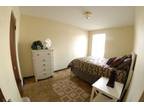 $525 / 1br - Character, Hardwood Floors, leaded glass windows, tile