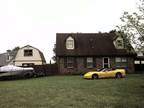 $ / 4br - 1500ft² - Beautiful 4 bdrm 2 bth hs with big yard