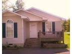 $645 / 3br - 1600ft² - Clean safe neighborhood (Pleasant valley rd) (map) 3br