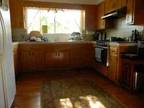 Large Room in Quiet Neighborhood (Exeter)