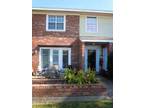 $950 / 2br - 101 Wilbourn #105-2B townhome (Lafayette, LA) (map) 2br bedroom