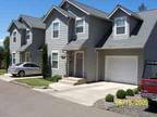 $825 / 3br - Newer Duplex for Rent (Roseburg) 3br bedroom