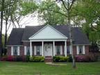 $1700 / 4br - Large home in Walnut Grove Lake for rent