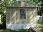 $585 / 2br - Just Renovated