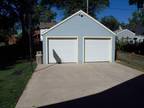 $895 / 3br - 1116 8th Like new 3 bedroom home with Very low utilities and 2