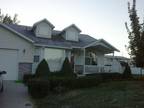 $1100 / 4br - 1850ft² - 4 bed 3 full bath 2 car garage (402 S W) 4br bedroom