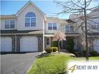 Condo in quiet area, spacious with big kitchen