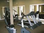 $840 / 2br - Gorgeous 2bd with awesome balcony view and GIGANTIC closet!!!!!