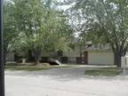$685 / 2br - 850ft² - In Briarhurst area. Great 4-plex, south of hwy 2 off