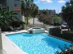 HUGE 2-BDRM CONDO (CLEAR LAKE SHORES) (map)
