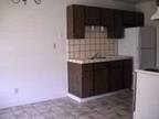 $975 / 2br - 800ft² - Single level Unit at end of cul-de-sac (1274 Cherokee