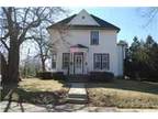 $850 / 3br - Three Bedroom House (Janesville) (map) 3br bedroom