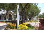 $995 / 2br - JGC236 Clear Lake Townhome,walk-in closet,Waterside Delight