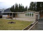 Beautiful Waterfront Home on Long Lake