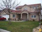 1900ft - A clean JKB home in the convinient.