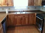 $1200 / 3br - 3 Bedrooom 2 bath (South of Brainerd) 3br bedroom