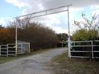 $1395 / 4br - 4271ft² - Huge House on 2 Fenced Acres, Bring Your Horses!