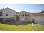 $1250 / 4br - 2100ft² - Split-Level 4Bd 3Ba Home with Family & Living Room