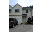 Beautiful 3 br Townhome located in Timbercrest!