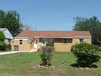 $750 / 4br - 1400ft² - 1411 NW 23rd St.---Avail. 8/14/13 $100.00 OFF FIRST