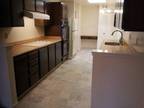 $2800 / 2br - 1360ft² - Spacious Top Floor Condo in Redwood City