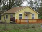 $750 / 2br - 816ft² - 2 BED 1 BATH HOME TUNNEL LOOP (HUGO) 2br bedroom