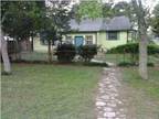 $750 / 2br - 1300ft² - Florida Bungalow (NAS - SW Pensacola) (map) 2br bedroom