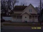 $545 / 1br - First Floor Apt- Utilities Included (918 Oak St.) (map) 1br bedroom
