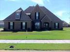 $1650 / 4br - ft² - Large all brick sq home (Olive Branch) (map) 4br bedroom