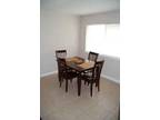 $855 / 2br - 930ft² - Start Living With Us !!!! The Best of Both Sides Of Town