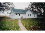 $550 / 4br - ft² - Farm House Available September (Alma) 4br bedroom