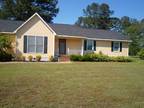 $1200 / 3br - 2200ft² - 3 BR 2 BTH (HARTLEY BRIDGE ROAD AREA) (map) 3br bedroom