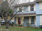 $1500 / 3br - 3BR Unit Available w/Carpet, W/Dryer, Storage, Large Deck & Yard!