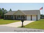 $1150 / 3br - ft² - Spacious 3 bedroom 2 bath in Hope Mills ( PINEVILLE Hope