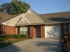 $750 / 2br - ft² - 2 bedroom Condo w/ Garage (North/northwest Knoxville) 2br