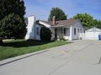 $950 / 4br - ft² - Great Neighborhood (Caldwell) (map) 4br bedroom