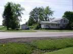 $475 / 2br - Country Corner Side by Side (Bushnell Corner) (map) 2br bedroom