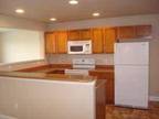 $895 / 3br - 1430ft² - Great newer townhome w/ 2 car attached garage (River