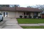 $1175 / 3br - 3 Bedroom 1.5 bath in NISD (Nederland) (map) 3br bedroom