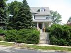 $625 / 1br - Charming Conversion in Dundee (4710 Cass Street) (map) 1br bedroom
