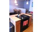 $1750 / 2br - 1280ft² - Available Now-July 31st, Condo w/ Great Location
